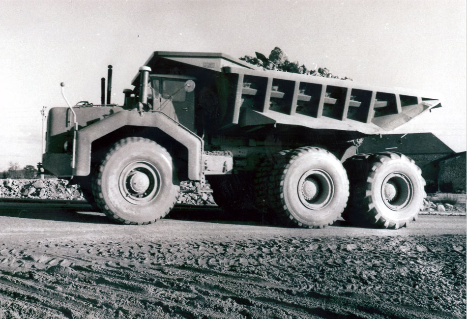The Berliet T100 was a truck manufactured by Berliet. It was, at the 